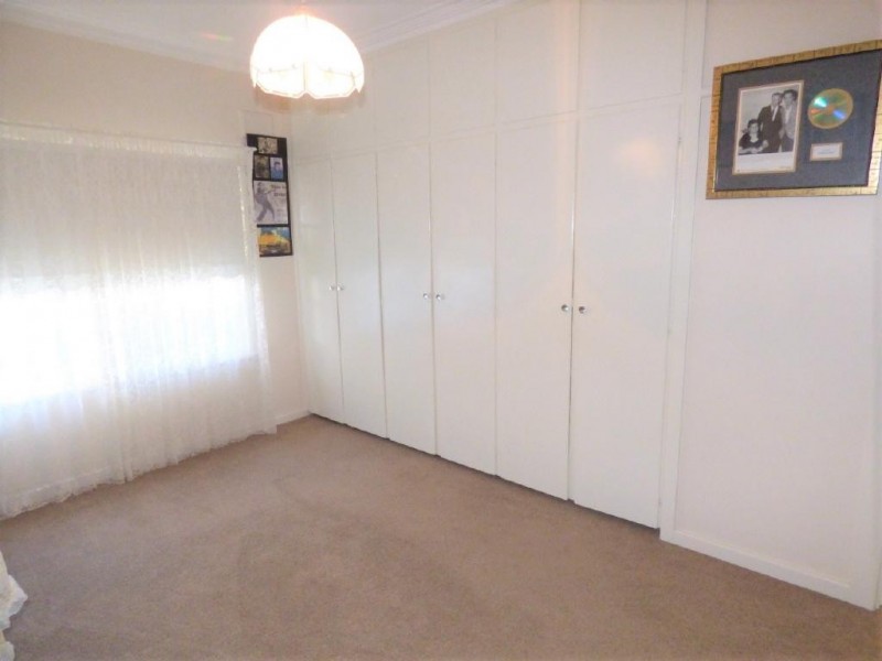 1 Hovell Street, Cootamundra NSW 2590