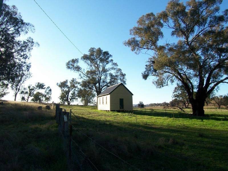 1-2 Bridge Street, Gundagai NSW 2722