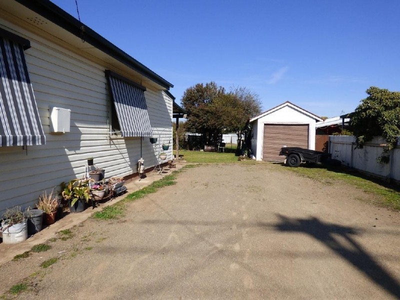 144 Temora Street, Cootamundra NSW 2590
