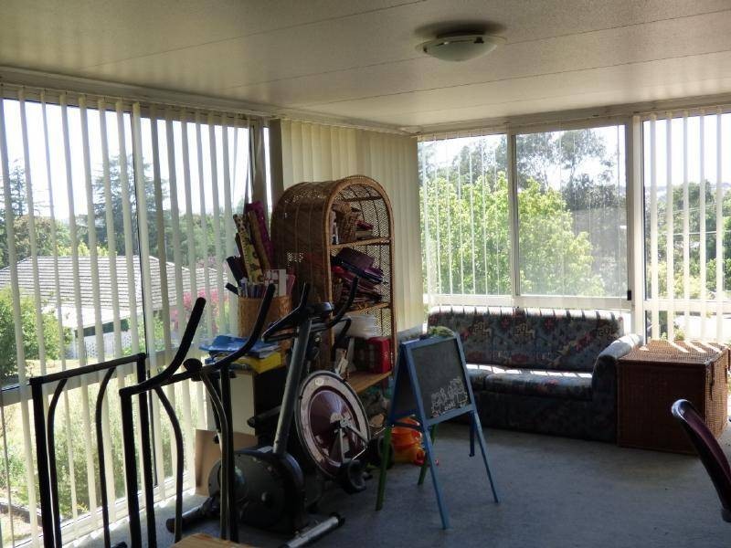 77 Centenary Avenue, Cootamundra NSW 2590