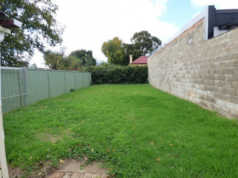 21 Adams Street, Cootamundra NSW 2590