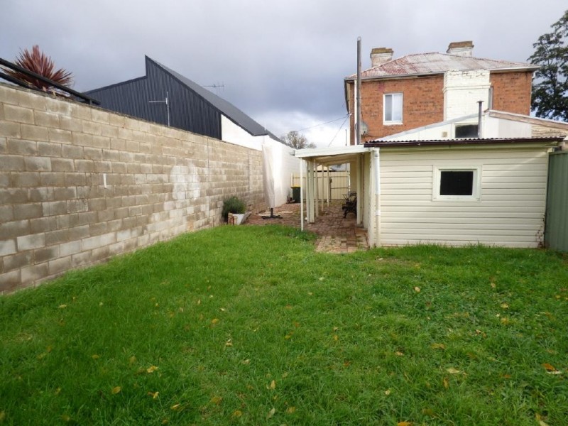 21 Adams Street, Cootamundra NSW 2590