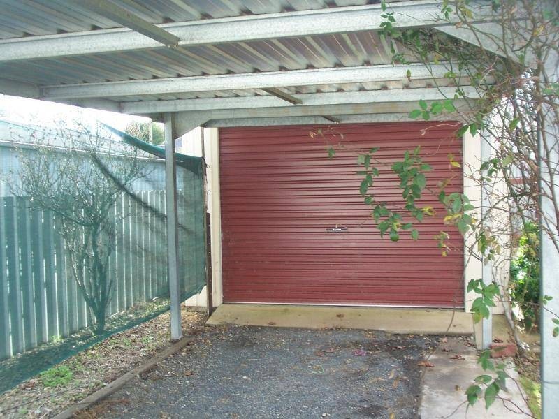 82 Adams Street, Cootamundra NSW 2590