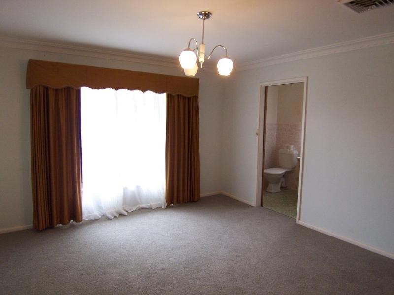 142 Temora Street, Cootamundra NSW 2590