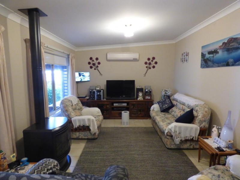 174  Thompson Street, Cootamundra NSW 2590