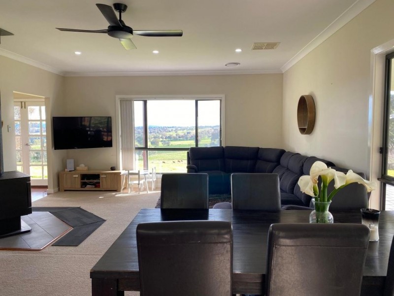 172 Old Cootamundra Road, Cootamundra NSW 2590