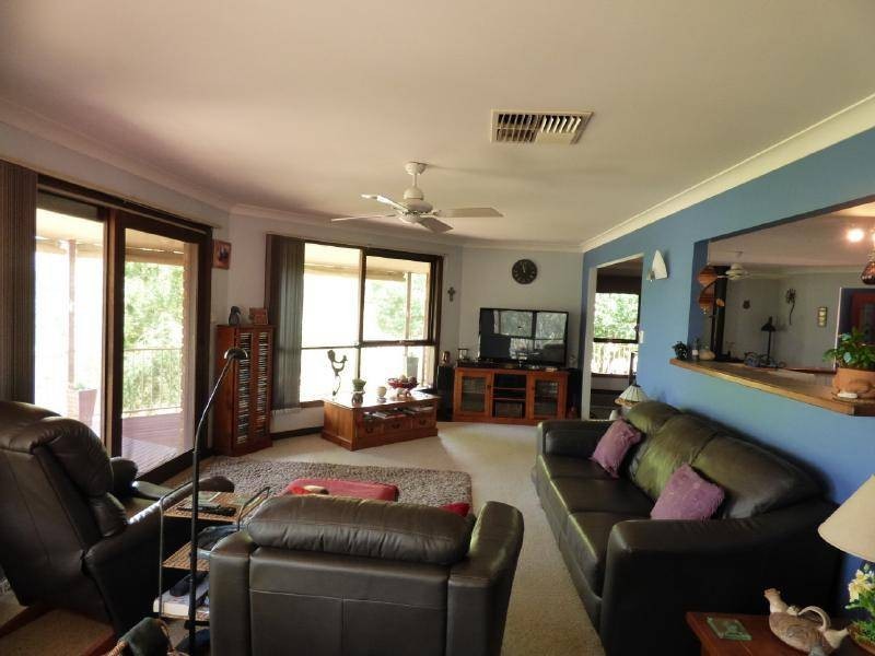 38 Pinkerton Lane, Cootamundra NSW 2590