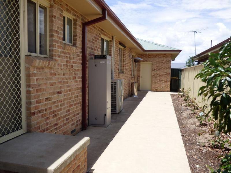 18 Harold Conkey Avenue, Cootamundra NSW 2590