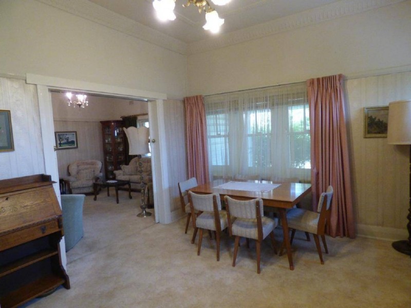 71 Sutton Street, Cootamundra NSW 2590