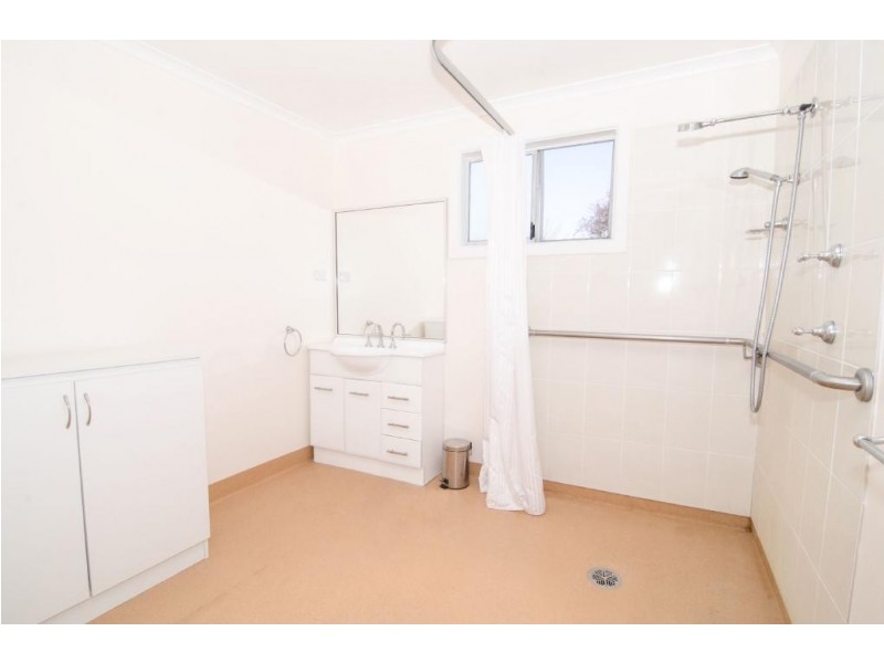 104 Thompson Street, Cootamundra NSW 2590