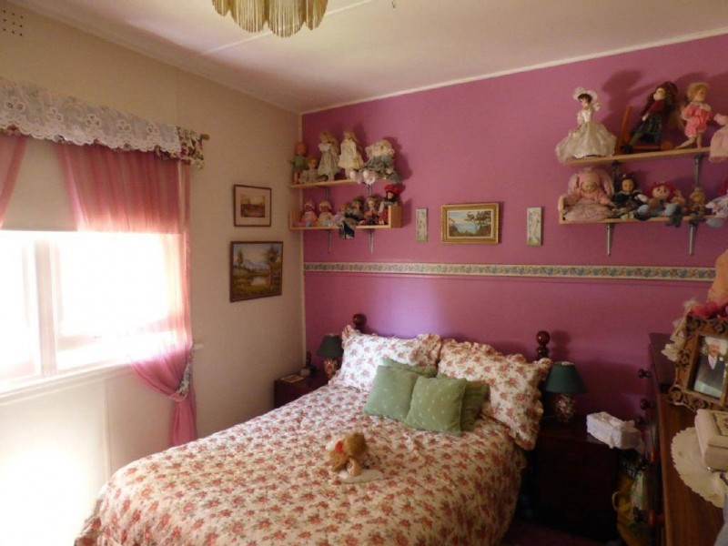 1 Cowong Street, Cootamundra NSW 2590