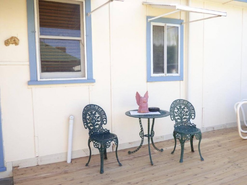 1 Cowong Street, Cootamundra NSW 2590