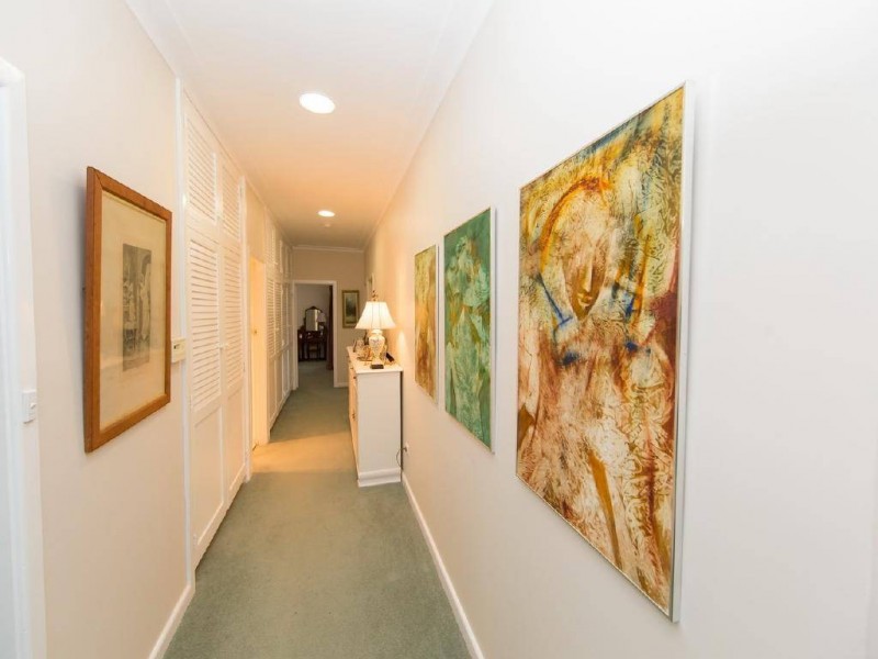 6 Ward Street, Cootamundra NSW 2590