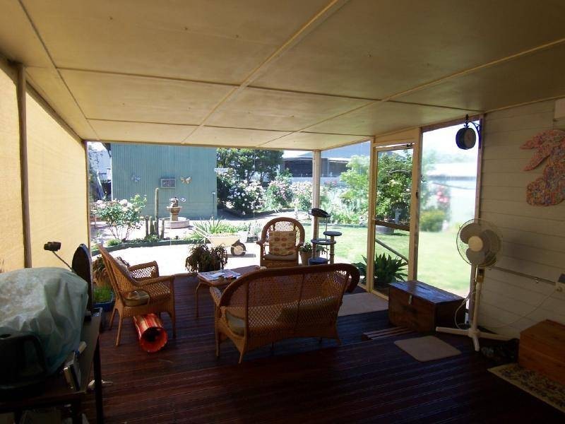 118 Thompson Street, Cootamundra NSW 2590