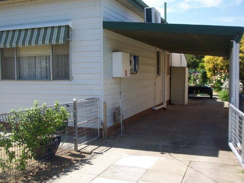 118 Thompson Street, Cootamundra NSW 2590