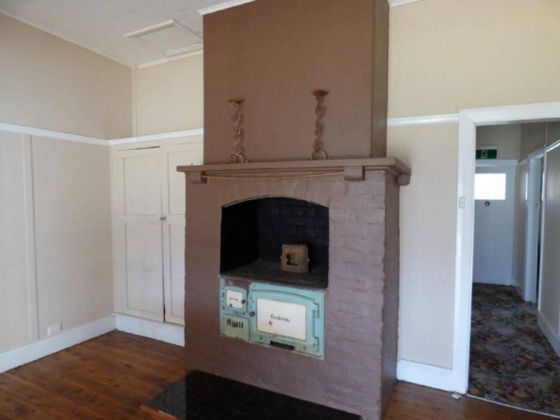 59 Murray Street, Cootamundra NSW 2590