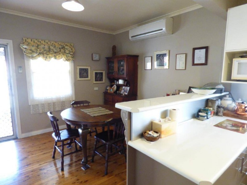 63 Cowcumbla Street, Cootamundra NSW 2590