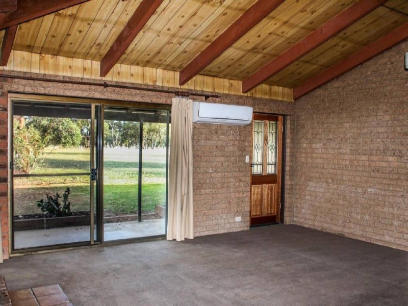 159 Old Wallendbeen Road, Stockinbingal NSW 2725