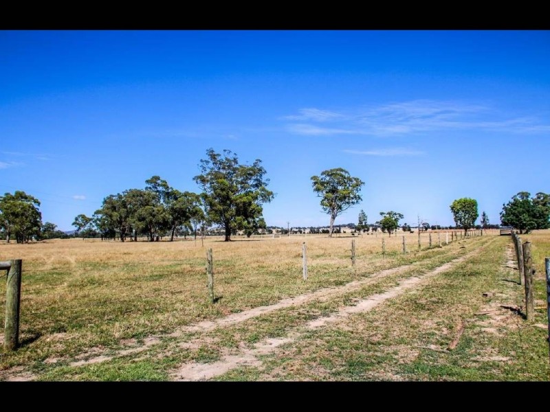 159 Old Wallendbeen Road, Stockinbingal NSW 2725