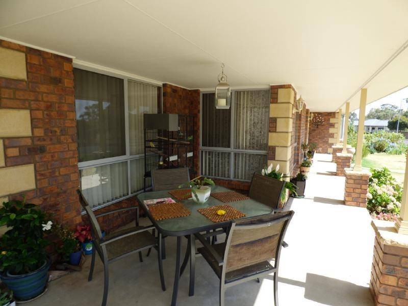 5 Boyd Street, Cootamundra NSW 2590