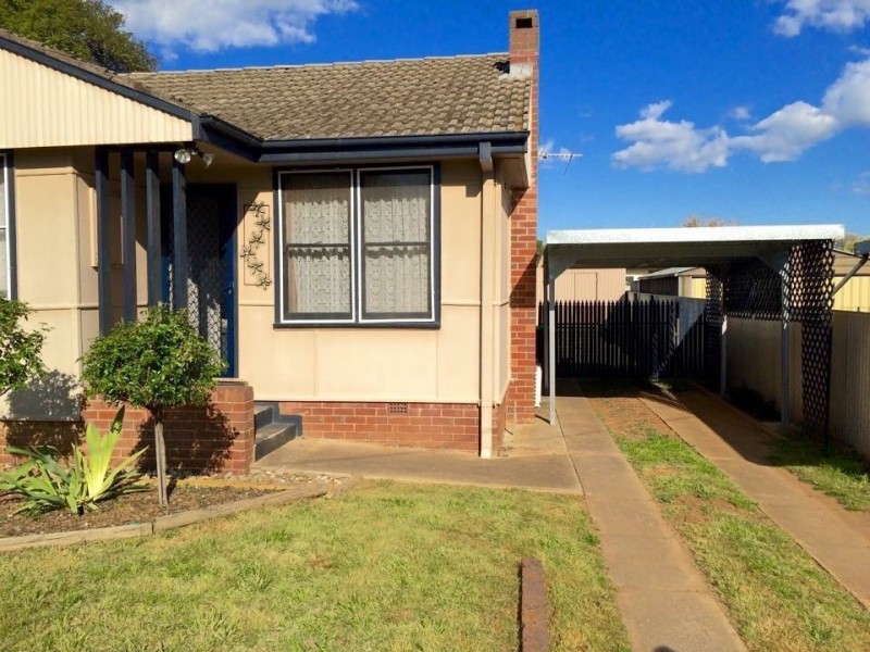 8 Williams Avenue, Cootamundra NSW 2590