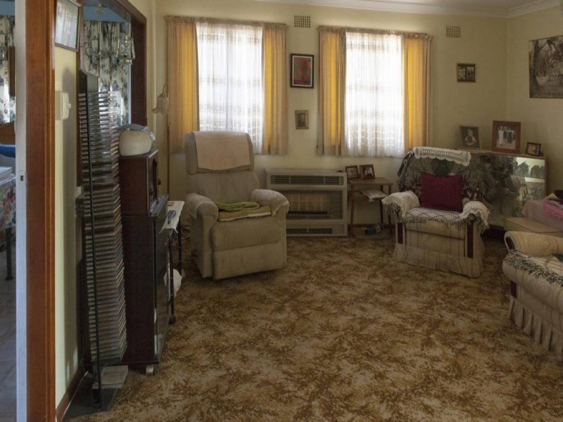 8 Victoria Parade, Cootamundra NSW 2590