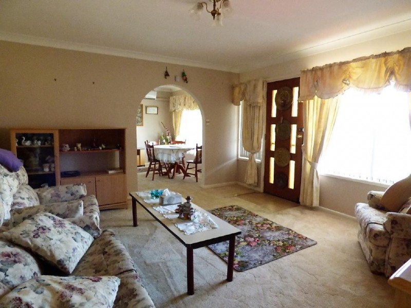 179 Hovell Street, Cootamundra NSW 2590