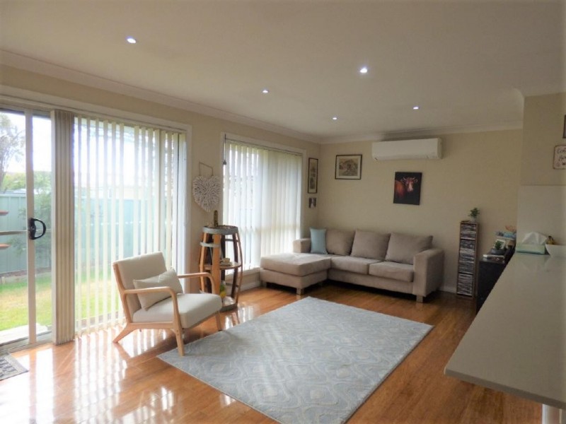 2/173 Adams Street, Cootamundra NSW 2590