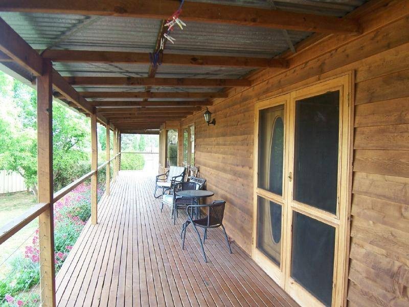 1 Bridge Street, Muttama NSW 2722