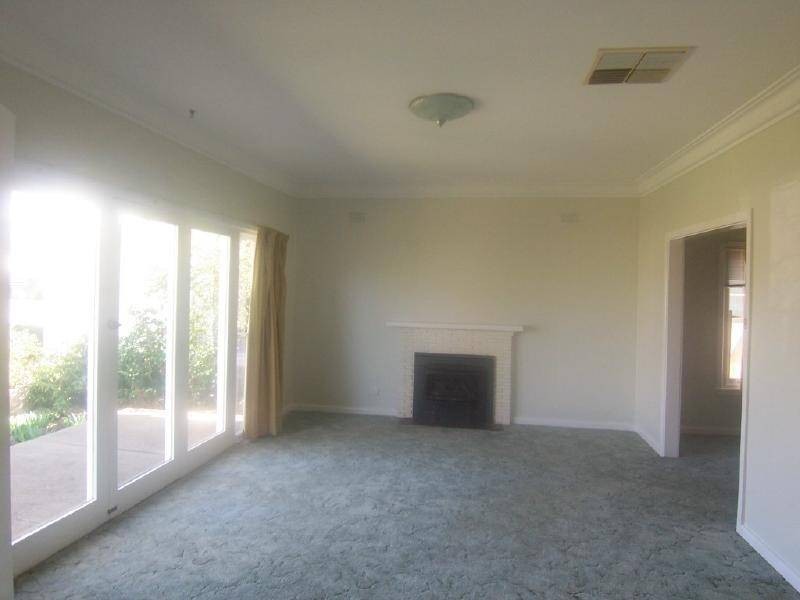 45 Bapaume Street, Cootamundra NSW 2590