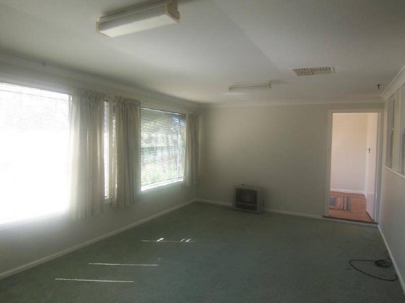 45 Bapaume Street, Cootamundra NSW 2590