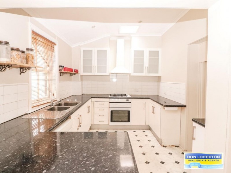 18 Mackay Street, Cootamundra NSW 2590