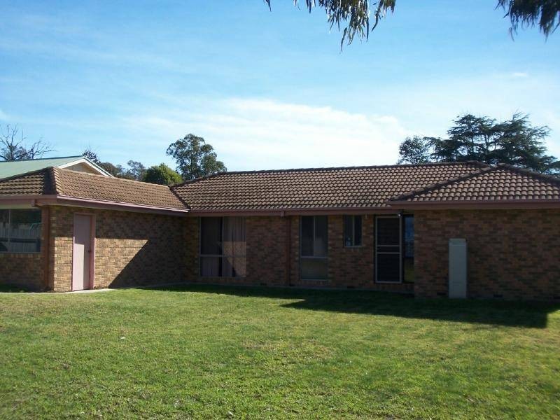 13 Harold Conkey Avenue, Cootamundra NSW 2590