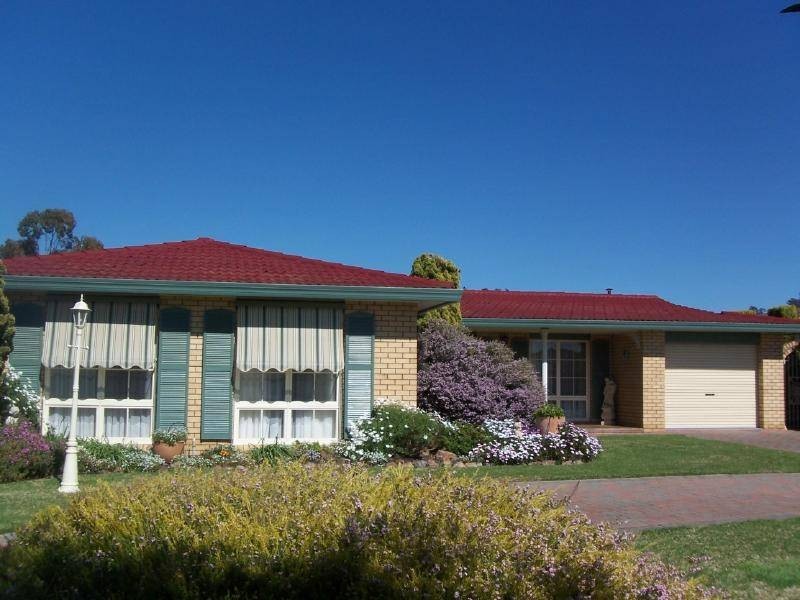 55 Cutler Avenue, Cootamundra NSW 2590