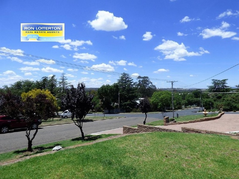10 Lawrence Street, Cootamundra NSW 2590