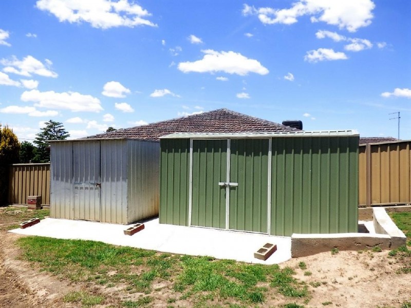 10 Lawrence Street, Cootamundra NSW 2590