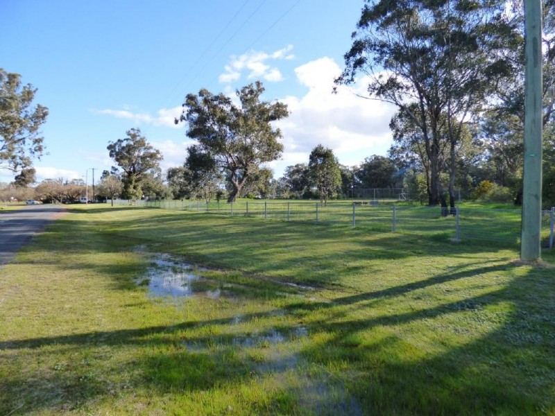 48 Dudauman Street, Cootamundra NSW 2590