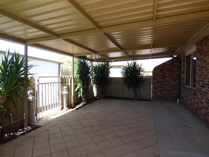 4/76A Olney Street, Cootamundra NSW 2590