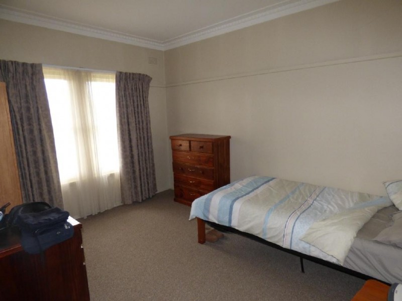 100 Temora Street, Cootamundra NSW 2590