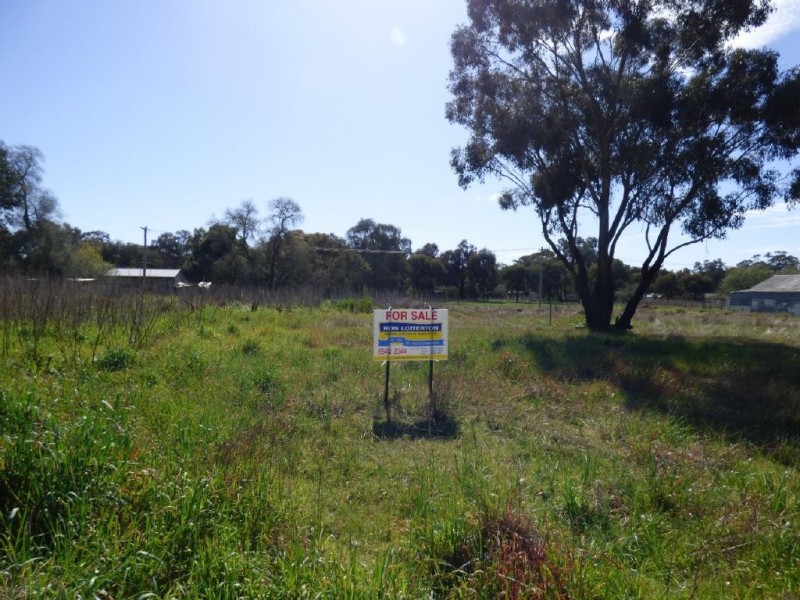 76 Hibernia Street, Stockinbingal NSW 2725