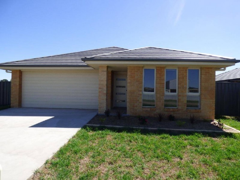 46 Wills Street, Cootamundra NSW 2590