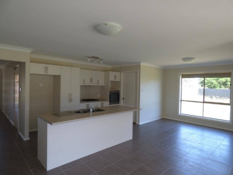 46 Wills Street, Cootamundra NSW 2590