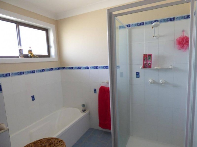 6 Inala Place, Cootamundra NSW 2590