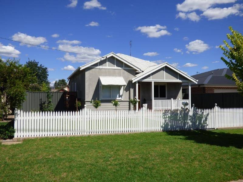 12 Ursula Street, Cootamundra NSW 2590