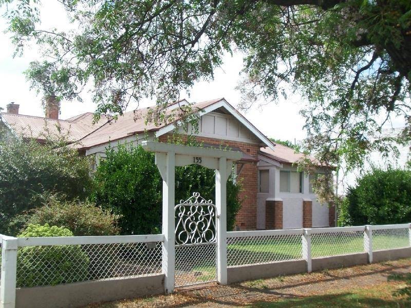 155 Sutton Street, Cootamundra NSW 2590