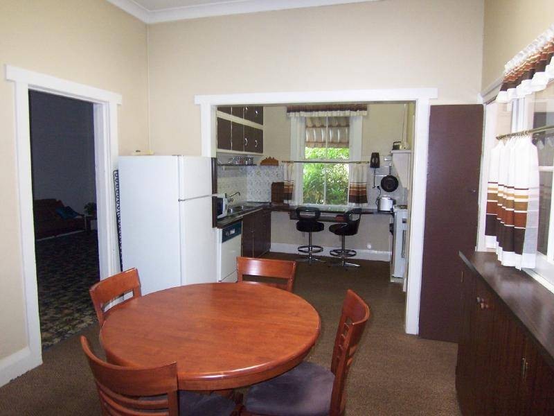 155 Sutton Street, Cootamundra NSW 2590