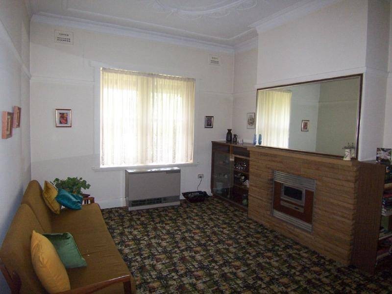 155 Sutton Street, Cootamundra NSW 2590