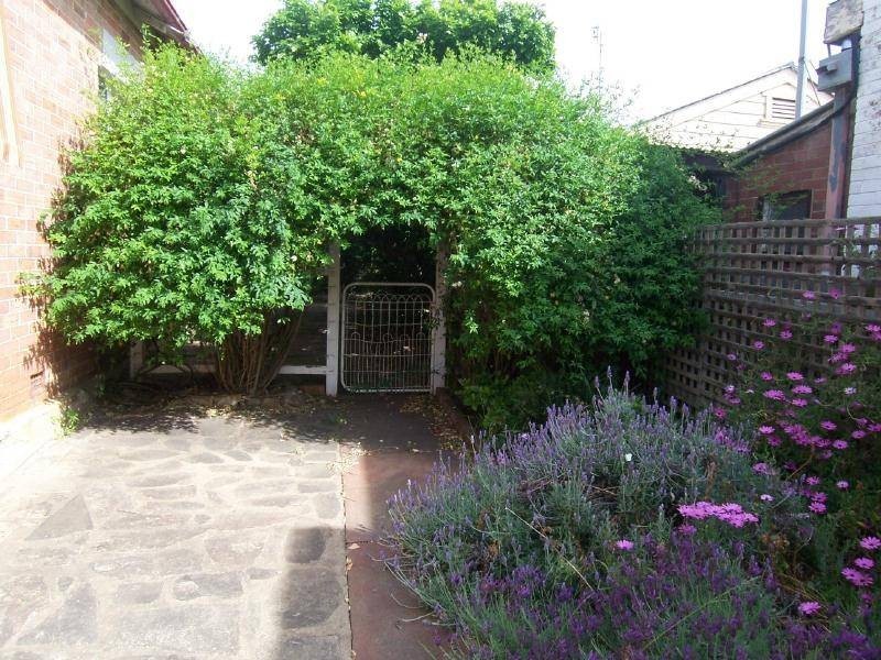 155 Sutton Street, Cootamundra NSW 2590