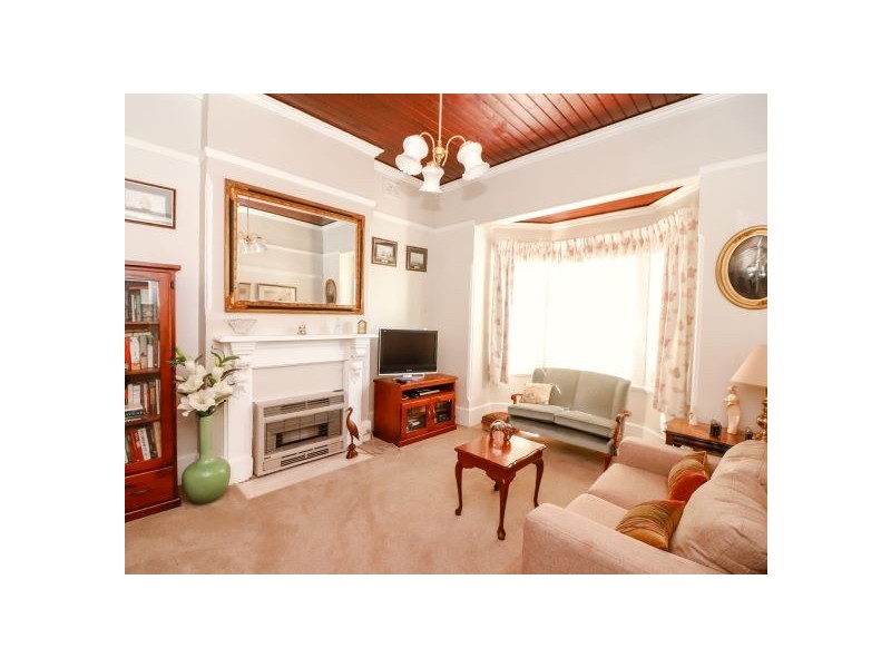 29 Thompson Street, Cootamundra NSW 2590
