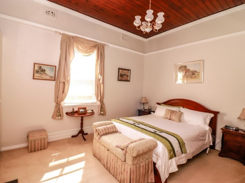 29 Thompson Street, Cootamundra NSW 2590
